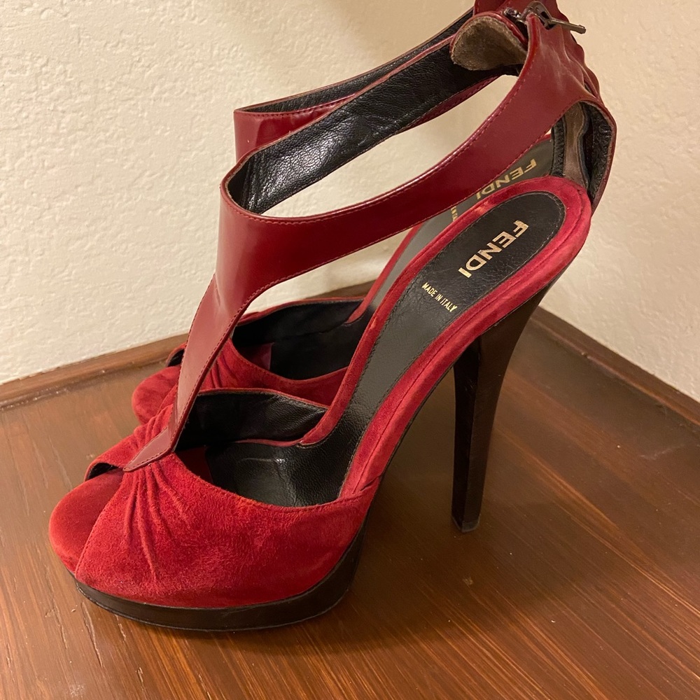 Fendi T Strap Sandals. - Picture 1 of 8